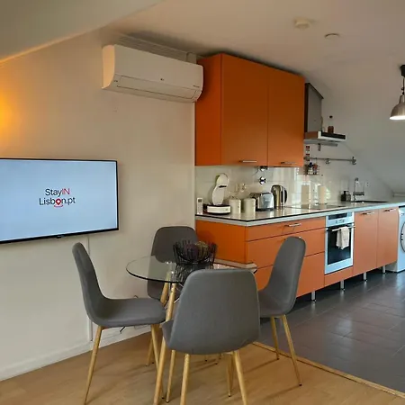 Terrace & River View Retreat Апартаменти Лісабон