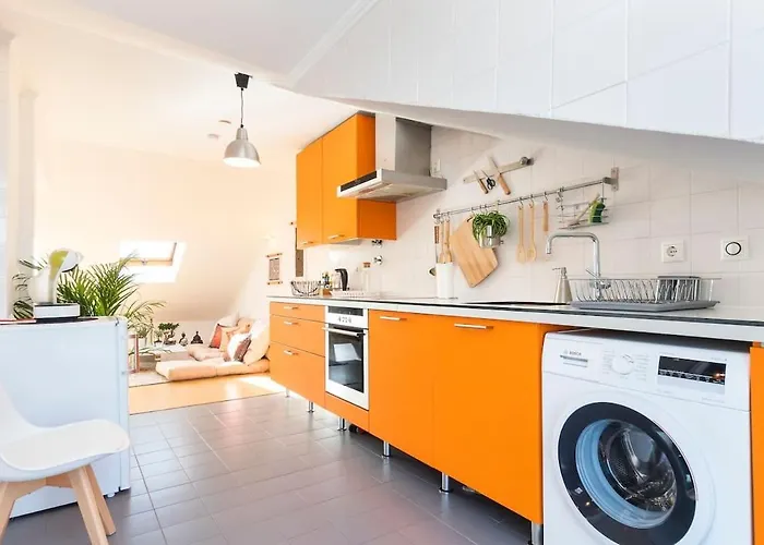 Terrace & River View Retreat * Lisbon